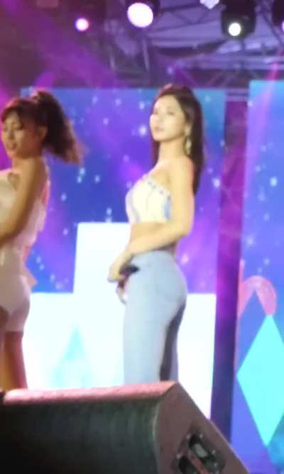 Mina, Tzuyu &amp;amp; Nayeon - dtna performance, 181201