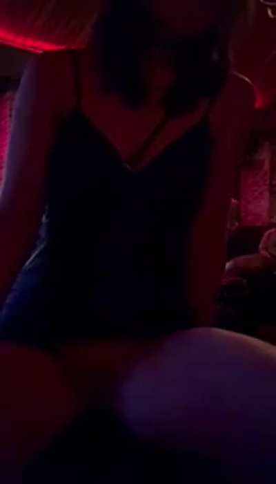 I forgot to wear panties to the bar