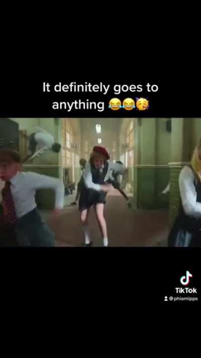 I keep seeing this Matilda video all over my fyp, so I&rsquo;ve put it to my new song why does it kinda go?😂🎸