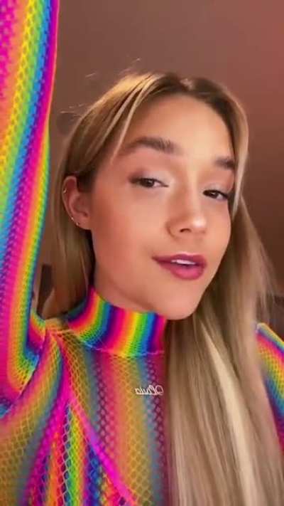 😋