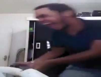 Peeeei!