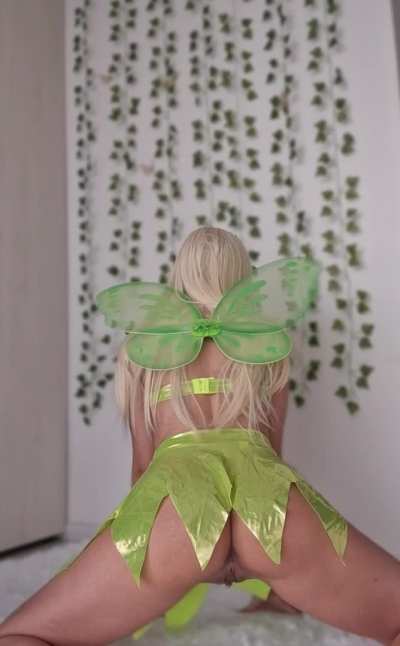 Tinkerbells boobs or ass?[TinkerBell](atomicbrunette18)