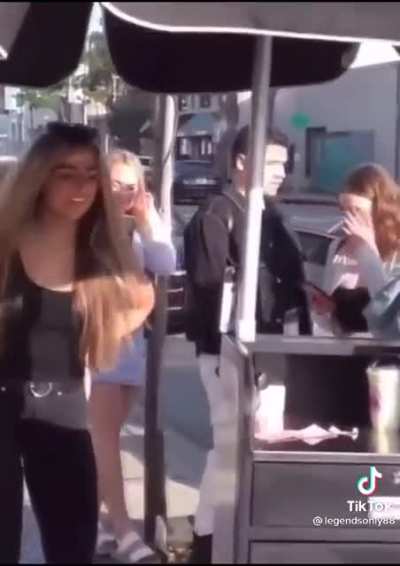 👁👄👁