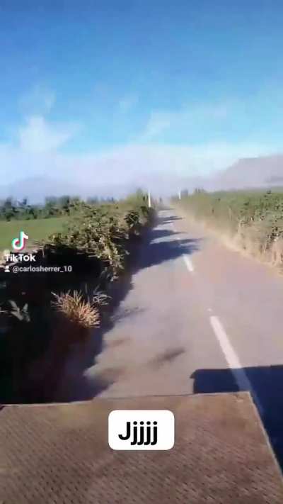 As&iacute; son las carreras de autos en mi pueblo 