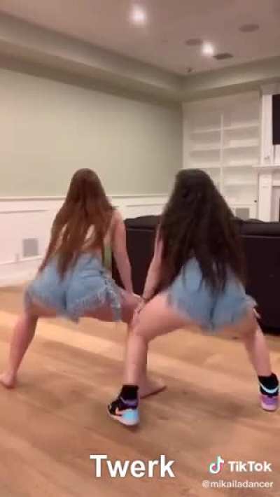 Booty Leaks