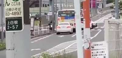 MRW 社長 looks after me for unpaid 残業