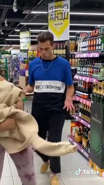 This totally not staged video