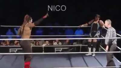 Nico Nico Knee!