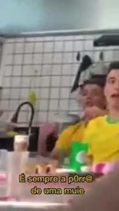 Sempre MUI&Eacute; kkk machist@ kkkk