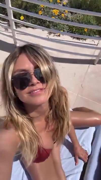 Heidi Klum 52