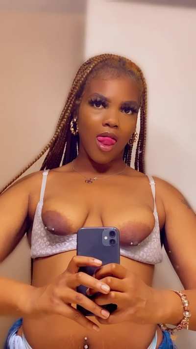 the perfect face &amp;amp; tits to nut on