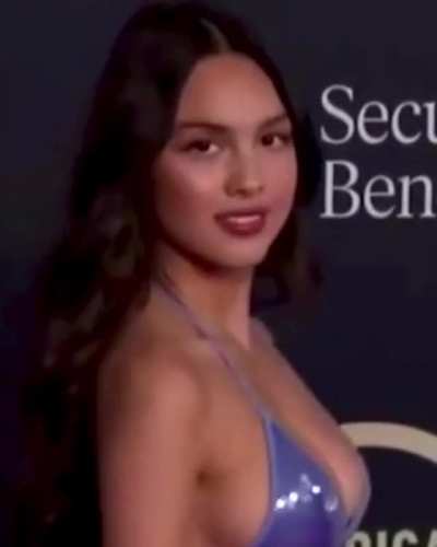 Her fuckin boobs