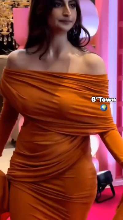 Palak tiwari 