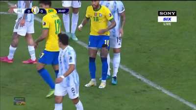 Otamendi: &ldquo;Sit tf up Neymar, you&rsquo;re ok&rdquo;