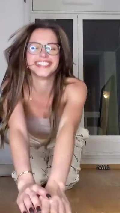 😏
