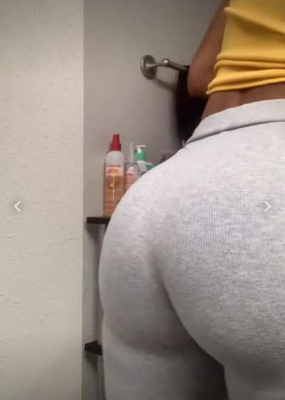 🤩