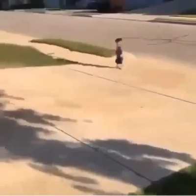 😳
