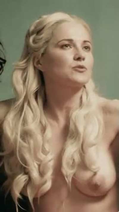 Lucy Lawless