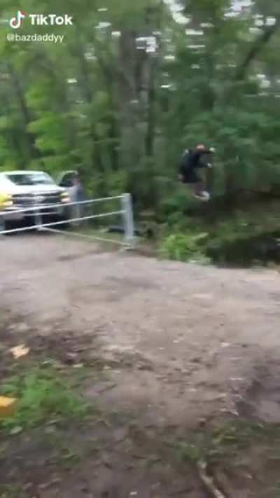 An attempt pass the road!