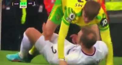 Brandon Williams gets mad he&rsquo;s being pulled down but realizes it&rsquo;s Eriksen and gives him a hug