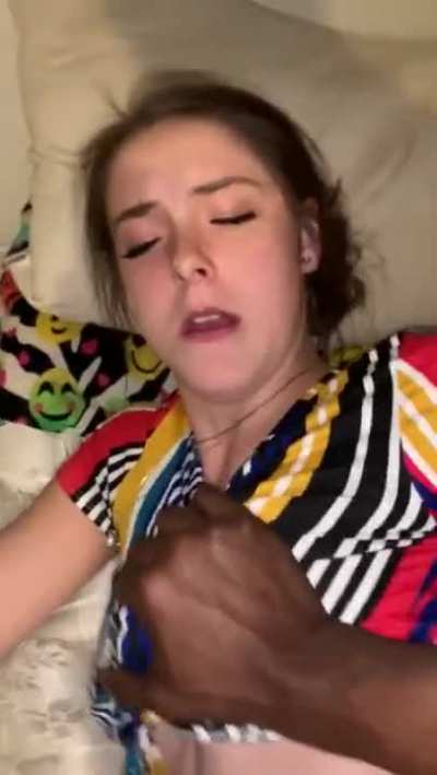 Black dude smashes tiny white slut's pussy