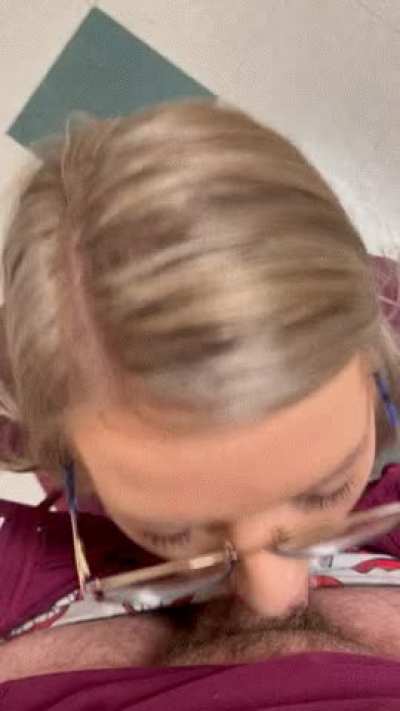 Would you like an appointment with the head nurse next? 😈 check in by telling me if you&rsquo;re bigger or smaller