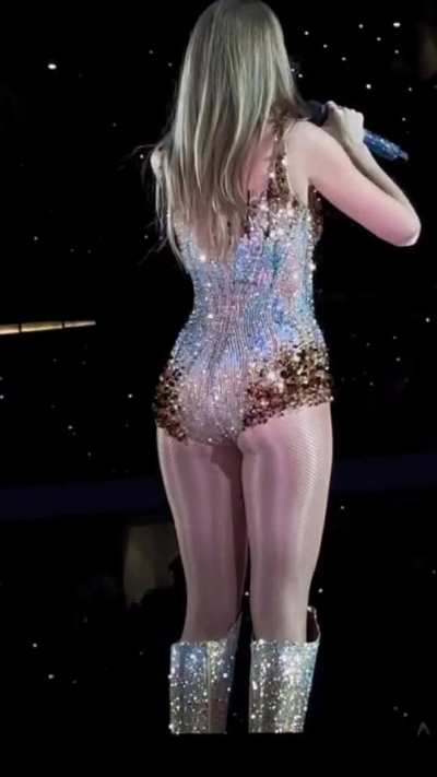 I am absolutely in love with this woman and her body. I can&rsquo;t even begin to describe how she makes me feel