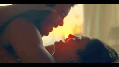 Hande Er&ccedil;el really did her first on screen sex that perfectly 🔥