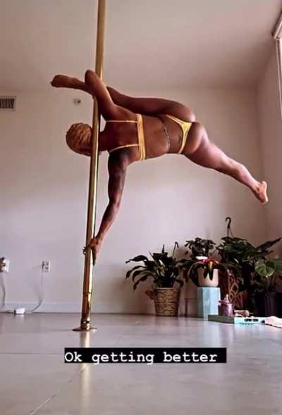Seeing her train and practice is a turn on. She&rsquo;s so focused🙏🏽👸🏽