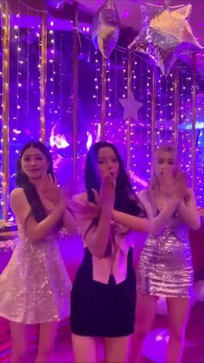 [230304] Yujin, Xiaoting &amp;amp; Bahiyyih TikTok update: I do! Do you? Challenge🤍 #IdoDoyouchallenge [FLY-BY]
