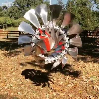 Wind powered structure with intricate and mesmerizing movement