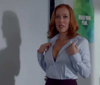 Gillian Anderson