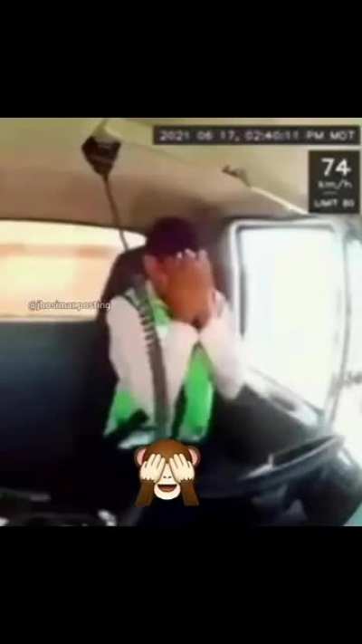 🙈