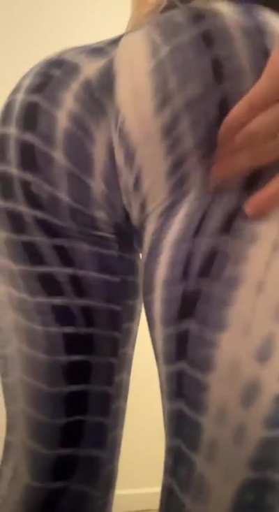 Jiggle jiggle