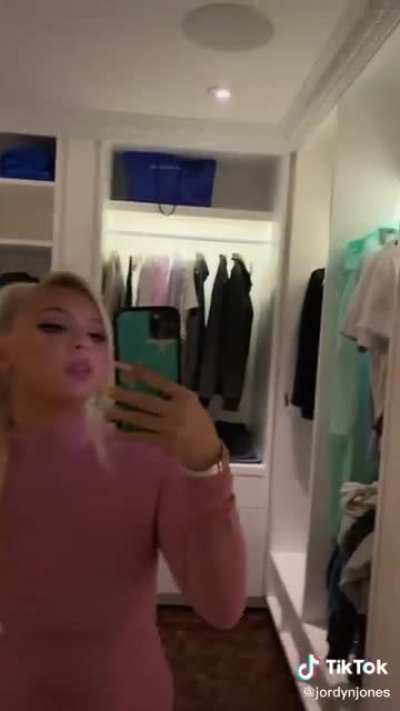Jordyn Jones 21 Birthday