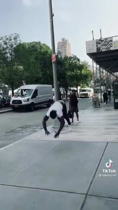 Pole dancing