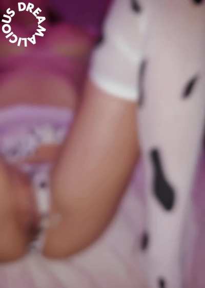 Posted one of the hottest milky videos I've ever filmed on Fansly🤭 Put up a 50% discount also so go claim it🥰