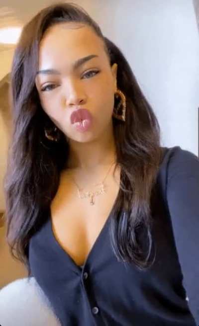 😘