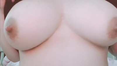 wanna cum in my boobs? 😘 (drop)
