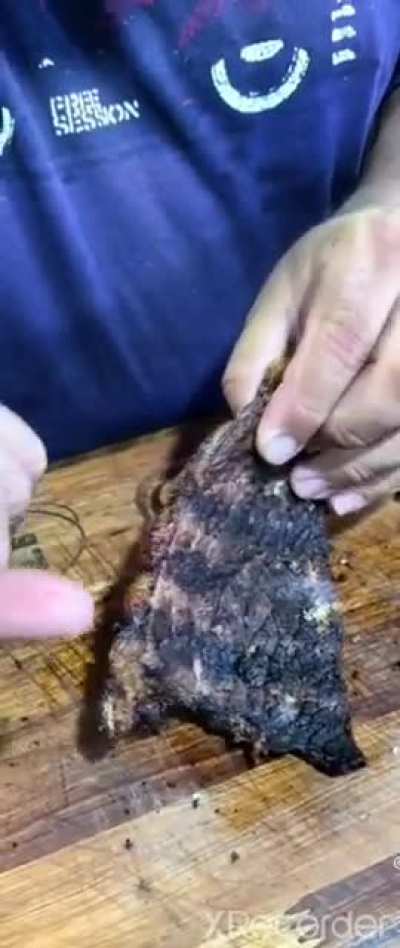 Aí! Tem sanguinho! Que nojo!