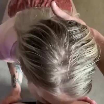 Blondie going balls deep