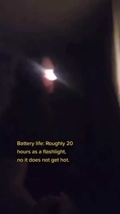 Blursed_Flashlight