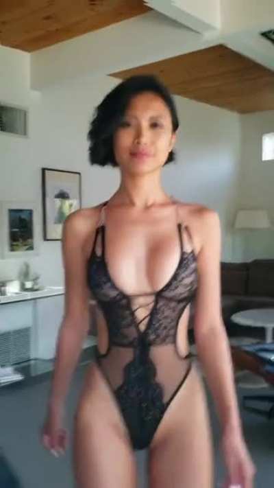 She&rsquo;s a whore. I love it. Ba da da da da da ji. Ni na na na na
