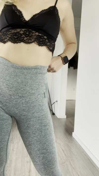 [BA] Daddy bought me new pants, don&rsquo;t know if my ass fits in