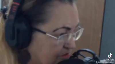 Veinha fofa jogano
