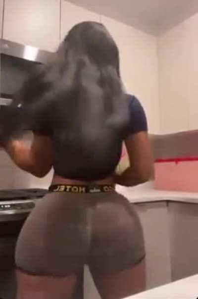 I’ll rip them mfs off and fuck the mess outta that ass😻😻🤪💦