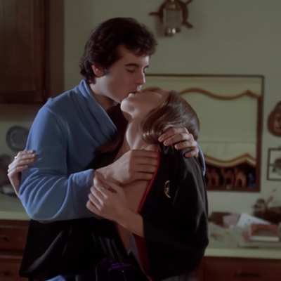 Melanie Griffith &amp;amp; Anne Lockhart- Joyride (1977)
