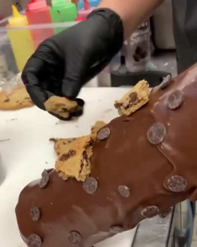&Eacute; bonito, mas como que vai comer o chocolate por fora?