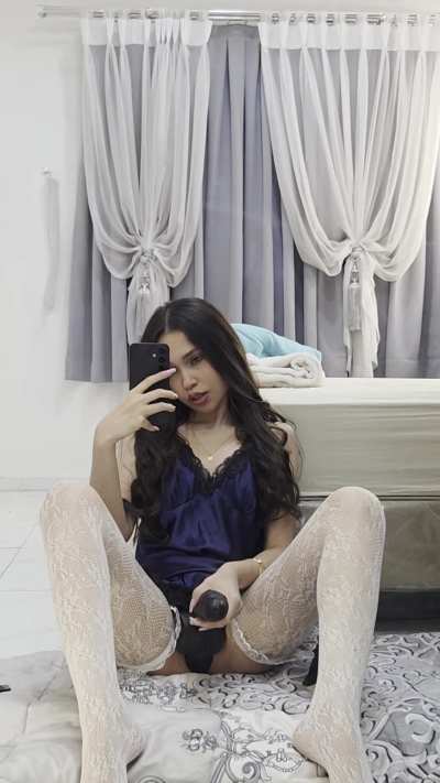 If I told you on the first date that I wanted to peg you. Would you let me?