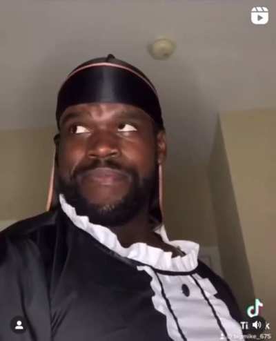 thick thighs :droolingemoji: